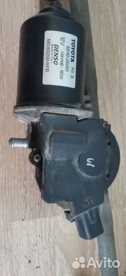 Продам моторчик трапеции дворников Avensis II