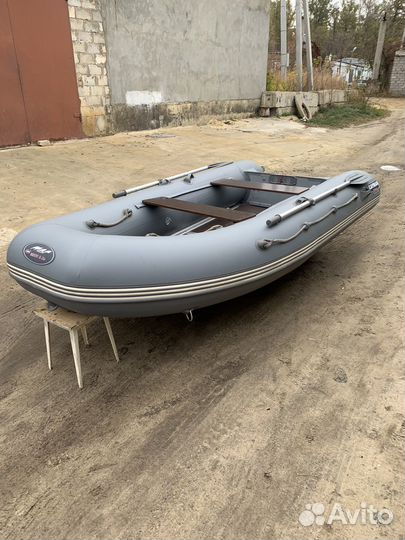 Лодка cayman 360