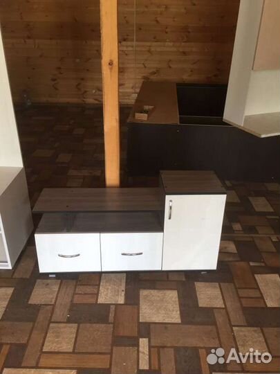 Тумба под телевизор