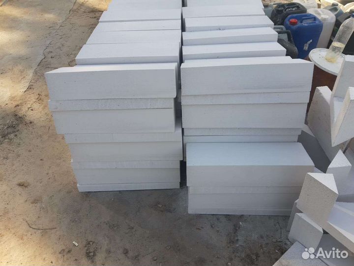 Остатки газоблока после пилки