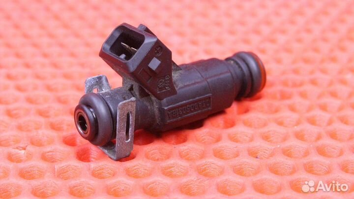 Форсунка топливная Audi A3 8L1 AGU, ARZ, ARX, AUM