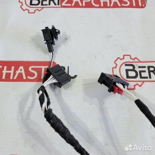 Проводка двери задняя правая Volkswagen Tiguan MK2