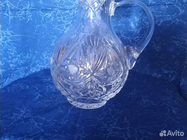Хрустальный кувшин с крышкой новый
