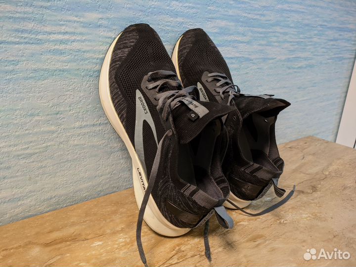 Кроссовки мужские brooks