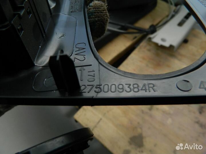 Накладка консоли Renault Logan 2 2018