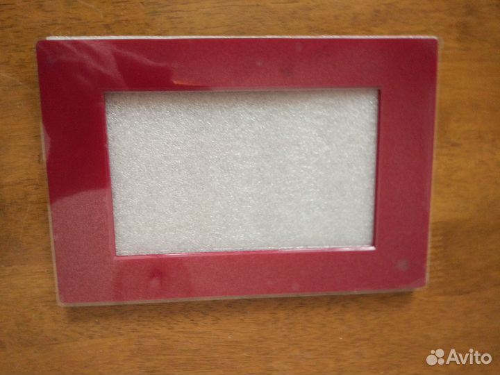 Цифровая фоторамка Sony DPF-E72