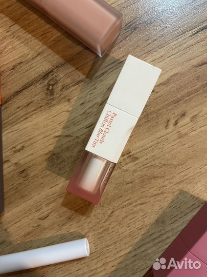 Тинт для губ, помада для губ