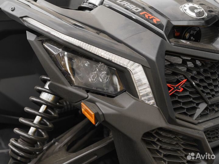 Багги BRP Can-Am Maverick X RS turbo RR smart shox