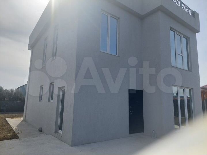 Коттедж 190 м² на участке 4 сот.