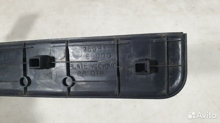 Накладка порога внутренняя задняя левая Infiniti