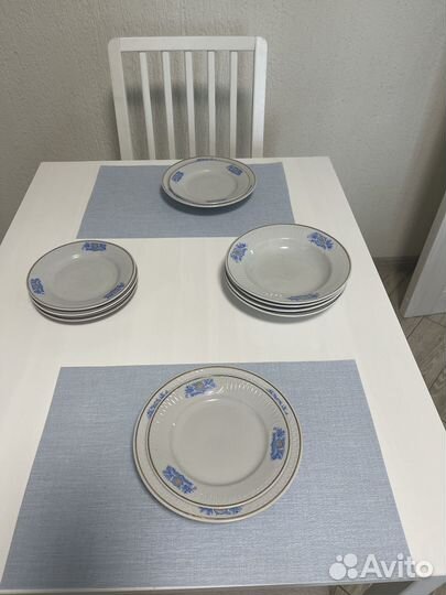 Набор тарелок
