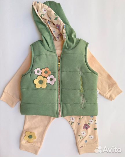 Костюм тройка детский новый