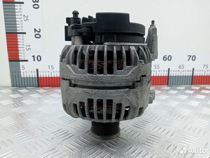 Генератор для Audi A4 B8