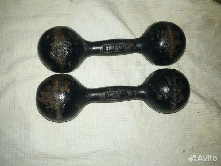 Гантели по 5 кг