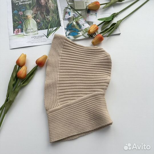 Ushatava бежевый Капор из шерсти мериноса