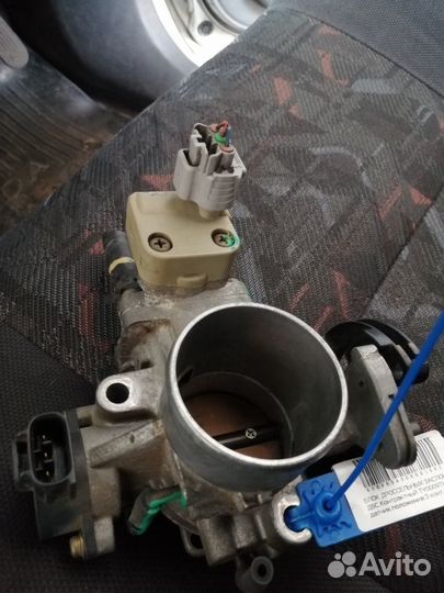 Дросельная заслонка