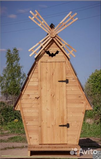 Уличный туалет с установкой
