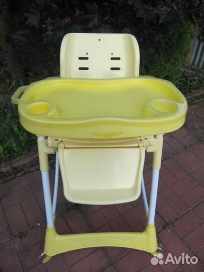 Столик для кормления ребенка