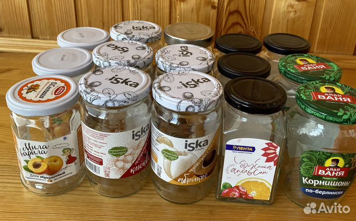 Банки с крышками