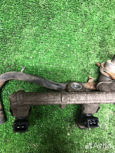 Топливная рейка с форсунками Geely Mk седан 1.5