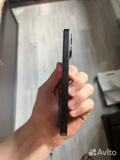 iPhone 15 Pro, 128 ГБ