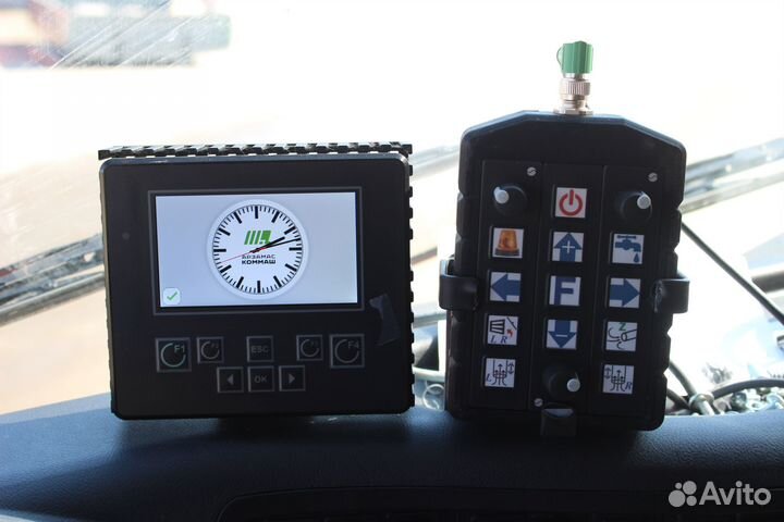 Подметально-уборочная машина KBR-K7K-01