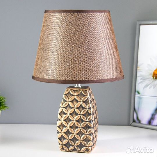 Лампа настольная 16445/1WT E14 40вт бронза 22х22х3