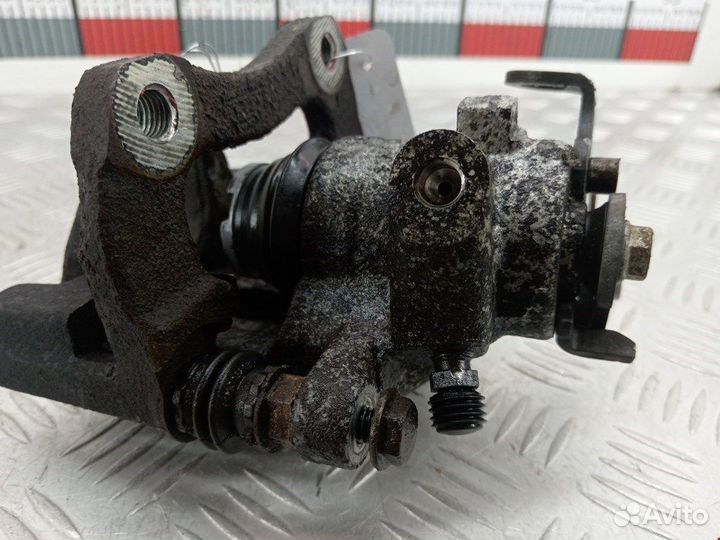 Суппорт задний левый для Peugeot-Citroen C5 2