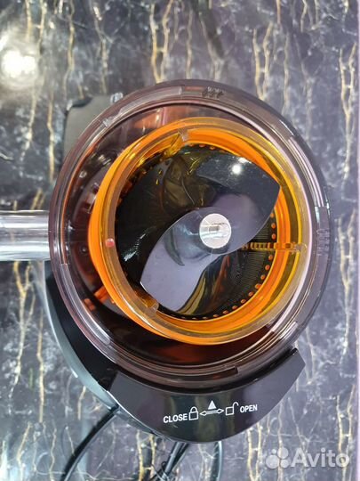 Соковыжималка шнековая Oberhof drucken Q-4