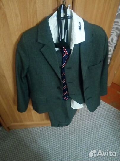 Школьный костюм