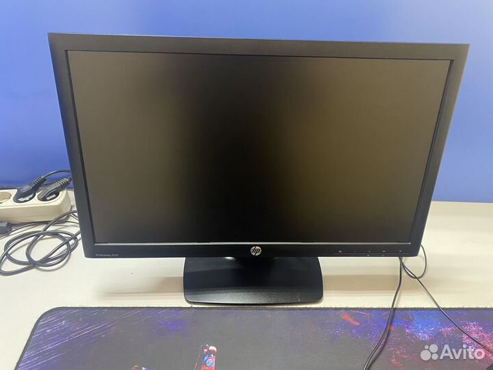 Монитор HP 22