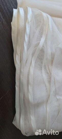 Балдахин бежевый в детскую кроватку б/у + крепеж