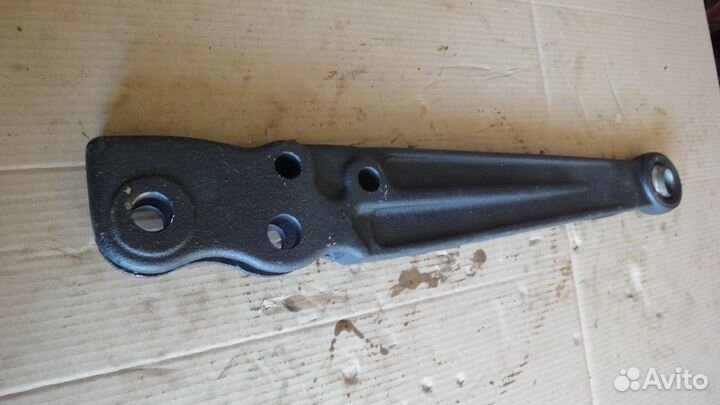 Тяга навески мтз 70-4605050