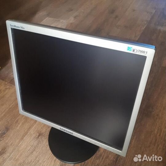 Samsung SyncMaster 743n