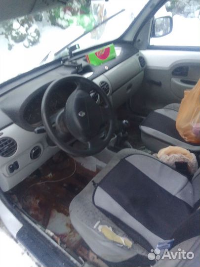 Renault Kangoo 1.4 МТ, 2004, 250 350 км