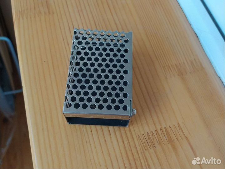 Кормушка для рыб