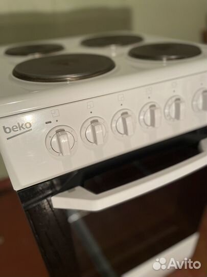 Плита электрическая beko CS8 48100 GW