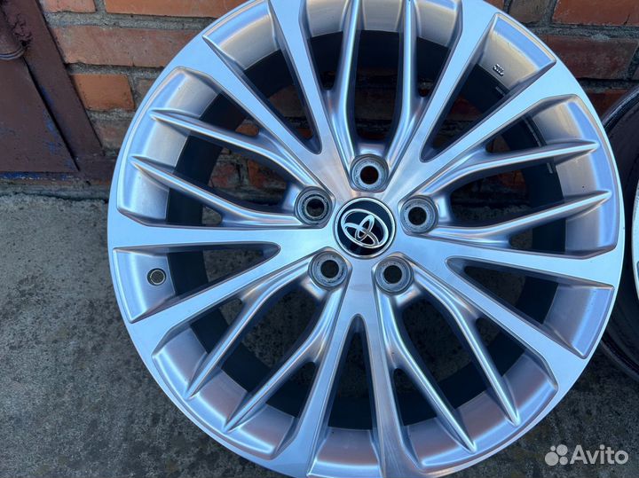 Диск toyota camry r18