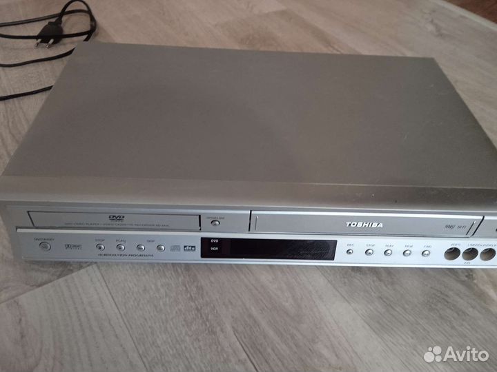 DVD плеер Toshiba