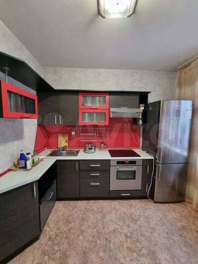 3-к. квартира, 70 м², 4/9 эт.