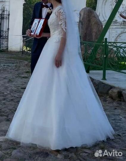 Свадебное платье