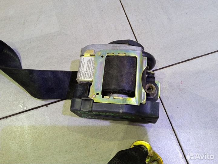 Ремень безопасности передний правый Volkswagen Passat B5