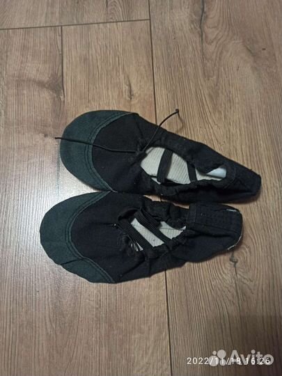 Купальник для гимнастики или для танцев и чешки