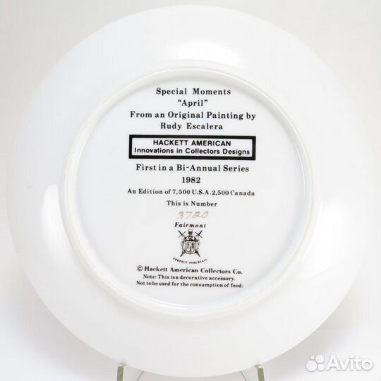 Тарелка Особые моменты: Апрель Фарфор 1982 США