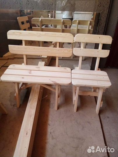 Стол и 4-е Лавочки