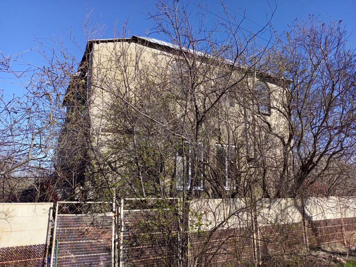 Дом 134 м² на участке 9 сот.