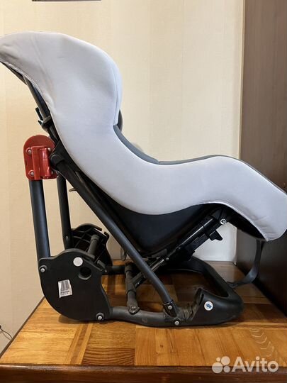Детское автокресло б/у Chicco от 0 до 18