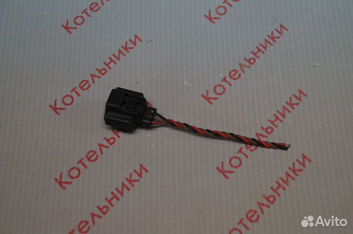 Nissan 31935-8E005 Разъем датчика скорости АКПП