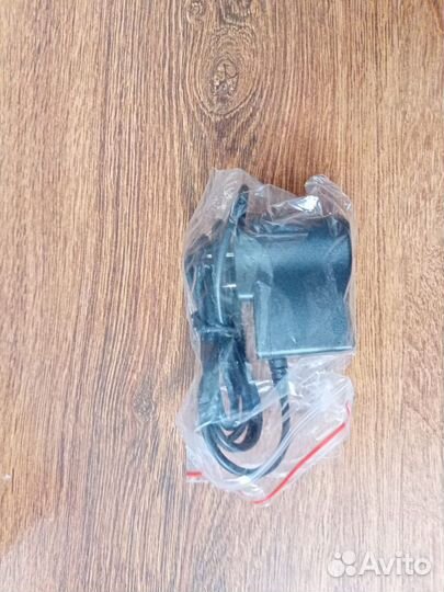 Дозатор для зубной пасты