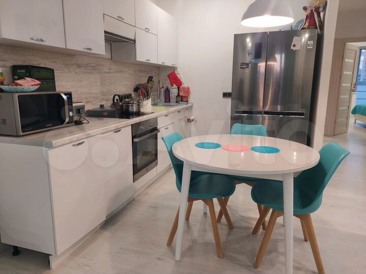 3-к. квартира, 68 м², 2/14 эт.